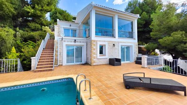 Independent chalet for sale in Altea Hills, Altea
photo 1