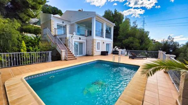 Independent chalet for sale in Altea Hills, Altea
thumbnail 2