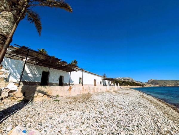 Independent chalet for sale in Partida la Olla, Altea
thumbnail 1