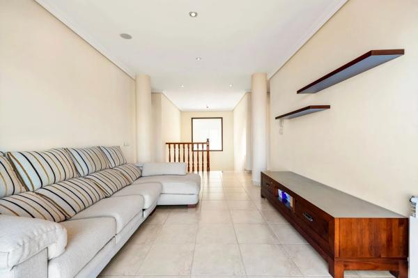 Chalet wolnostojący na sprzedaż w Calle Estació, Altea photo 1