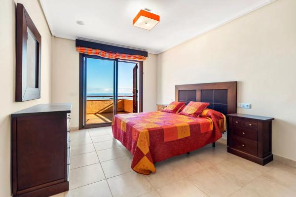 Chalet wolnostojący na sprzedaż w  Calle Estació, Altea photo 4