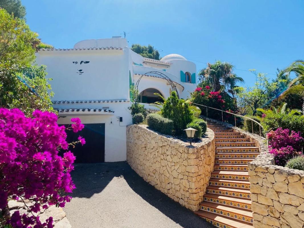 Sprzedaż niezależnego domku jednorodzinnego w Avenida Bernia, Altea photo 2