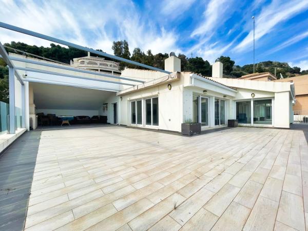 Apartment for sale in  Zona de Mascarat, Altea photo 2