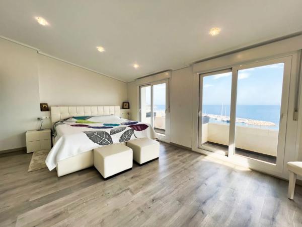 Apartment for sale in  Zona de Mascarat, Altea photo 4