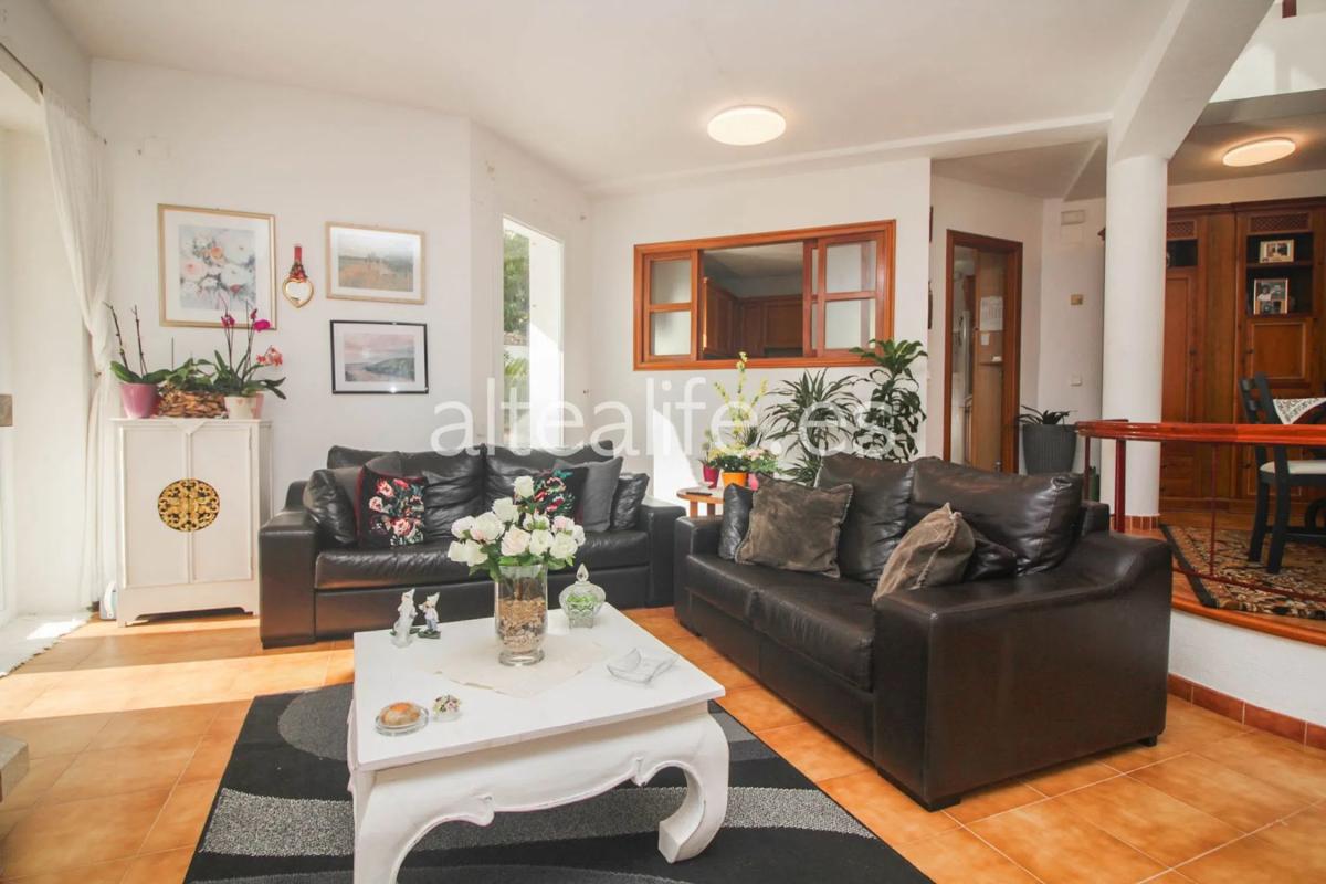 Продажа отдельного шале в Calle Figuera, Алтея photo 5