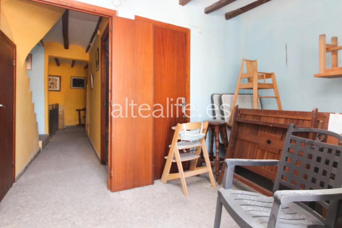 Propiedades en venta y alquiler en España photo 1