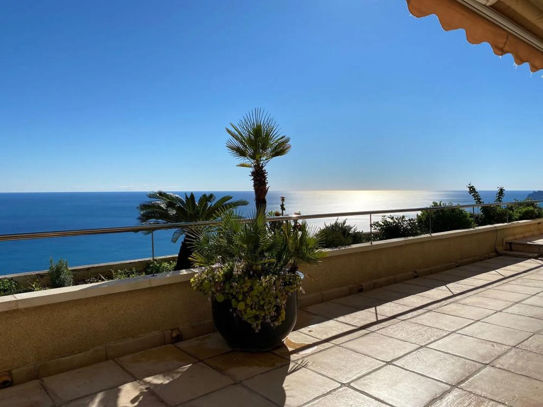 Sale of apartment in Calle Holanda, Altea
photo 2