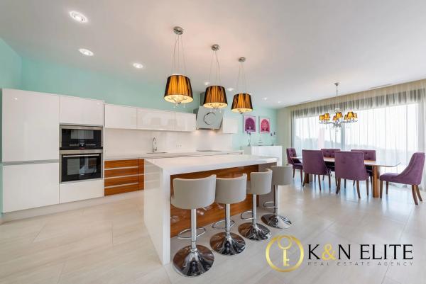 Independent chalet for sale in Calle de les Revoltes, Altea
 photo 4