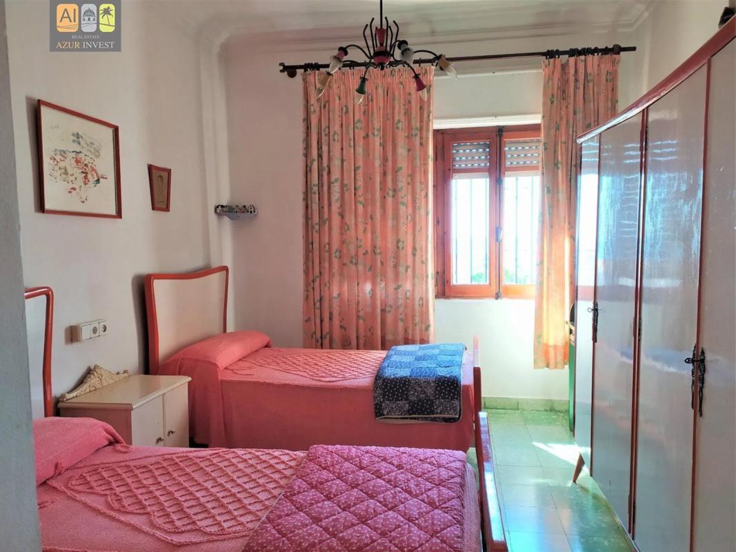 Продажа отдельного шале в Zona l'Olla, Алтея photo 1