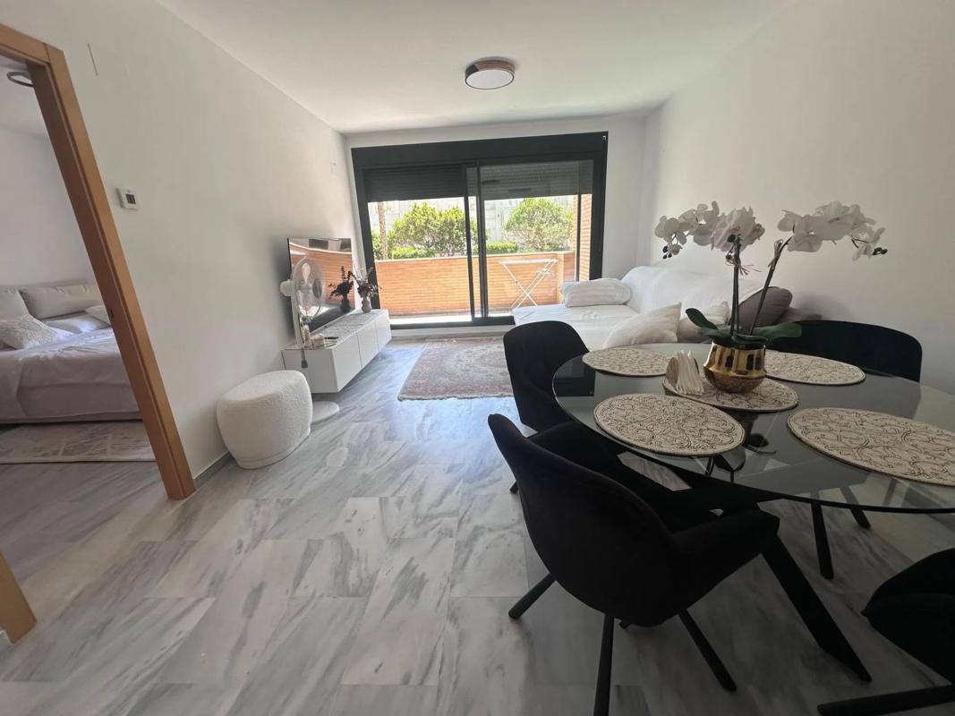 Sale of apartment in Barrio Mirador de la Cala - Benimar, La Villajoyosa / Vila Joiosa
 photo 3