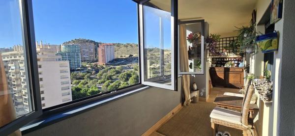 Apartment for sale in Avenida Mestral, La Villajoyosa / Vila Joiosa photo 1