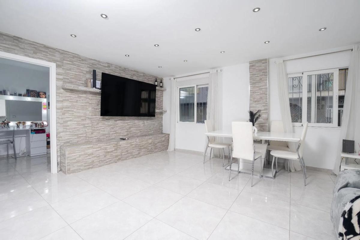 Venta de piso en Centro Urbano, La Villajoyosa / Vila Joiosa
 photo 3