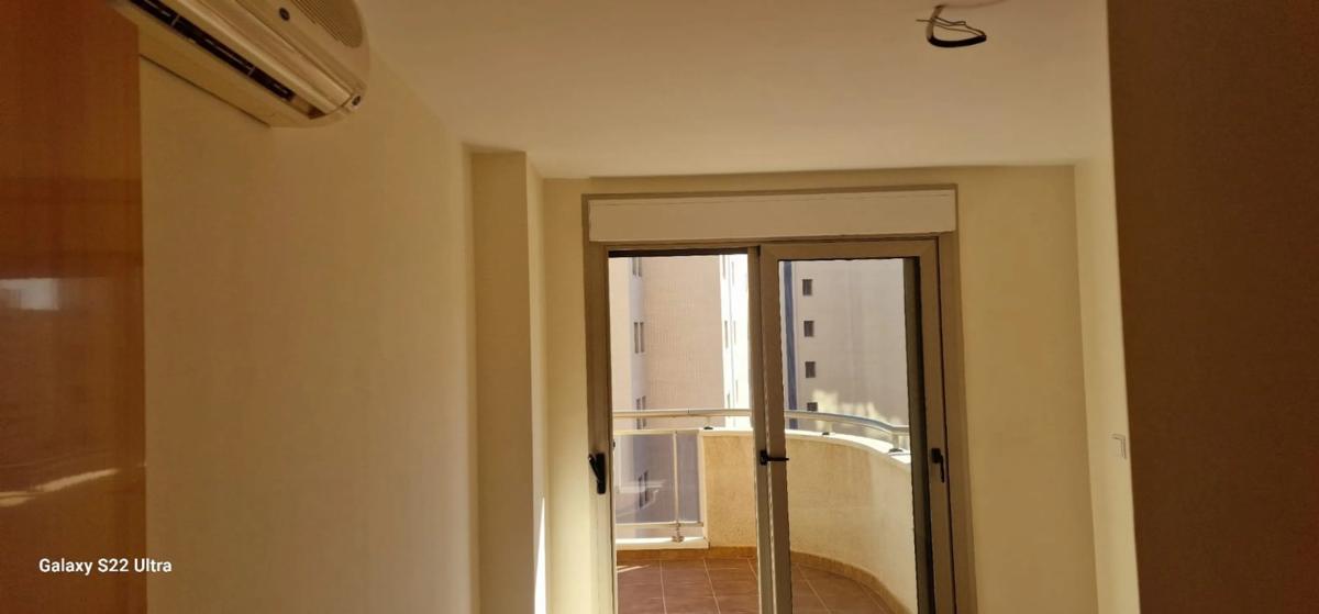 Venta de piso en Avenida Mestral, La Villajoyosa / Vila Joiosa
 photo 3