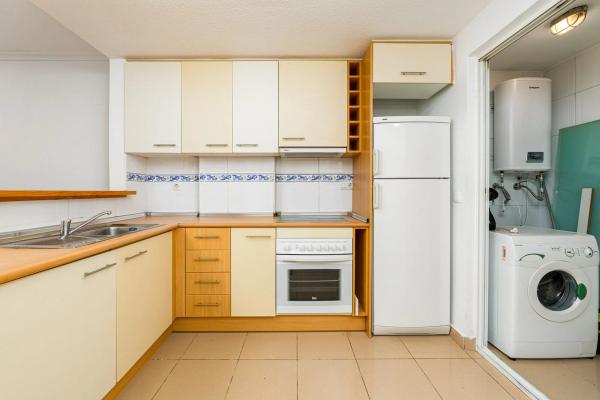 Apartment for sale in Calle Llebeig, La Villajoyosa / Vila Joiosa thumbnail 2