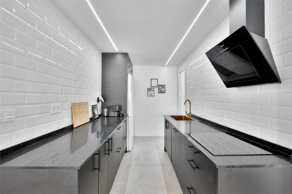 Apartment for sale in Calle Colón, La Villajoyosa / Vila Joiosa thumbnail 1