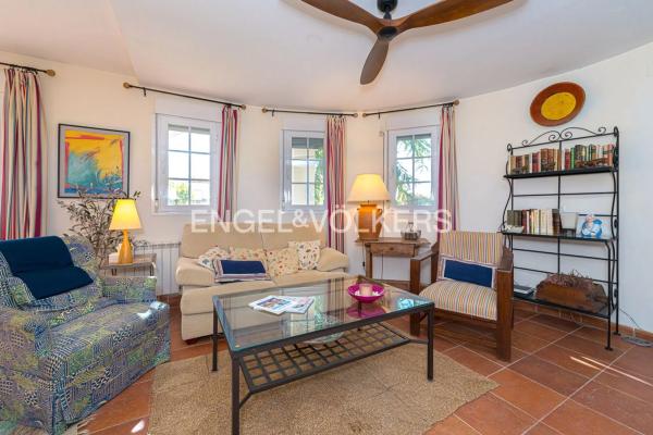 Chalet independiente en venta en Avenida d'Europa, La Villajoyosa / Vila Joiosa
thumbnail 2