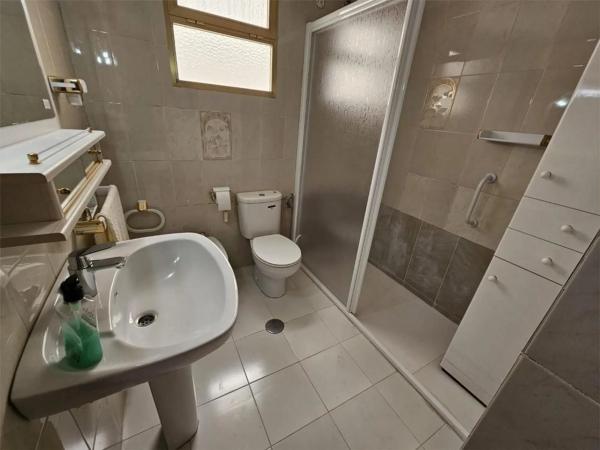 Apartment for sale in  Calle Sella, La Villajoyosa / Vila Joiosa photo 4