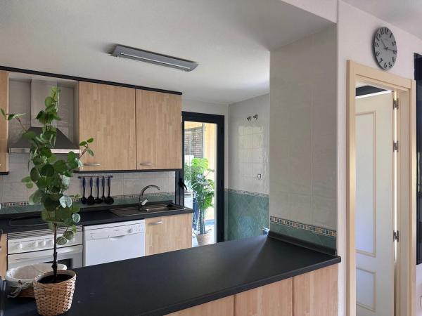 Apartment for sale in  CL TRAMUNTANA, La Villajoyosa / Vila Joiosa photo 4