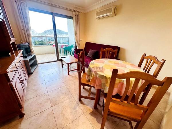 Apartment for sale in  Avenida Mariners de la Vila Joiosa, La Villajoyosa / Vila Joiosa photo 2