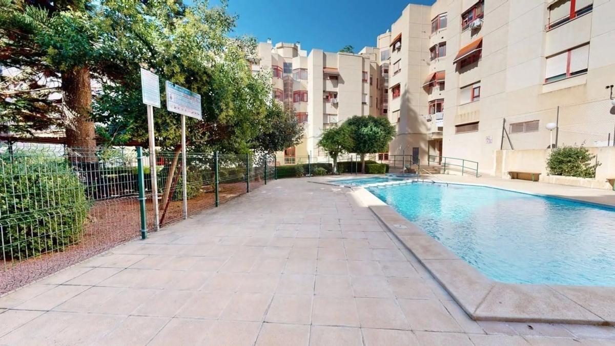 Sale of apartment in Calle Colón, La Villajoyosa / Vila Joiosa
photo 1