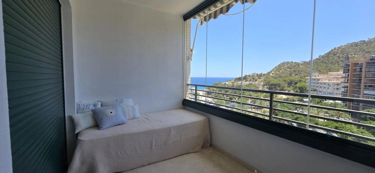 Sale of apartment in AV ROSA DELS VENTS, 17, La Villajoyosa / Vila Joiosa
photo 1