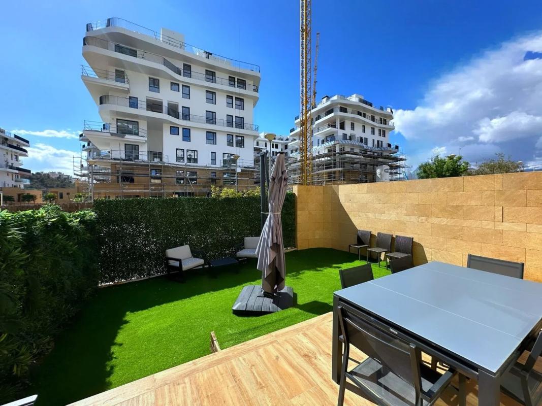 Venta de chalet adosado en  Calle edeta, 3 , La Villajoyosa / Vila Joiosa photo 5