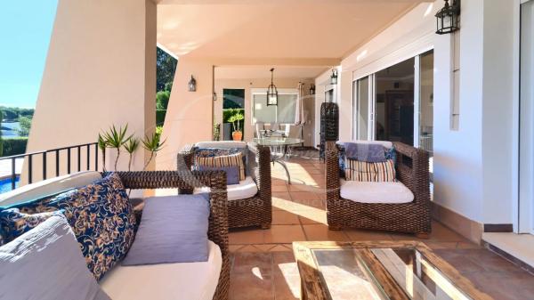 Chalet independiente en venta en Calle Benisiva, 1, Moraira
thumbnail 1