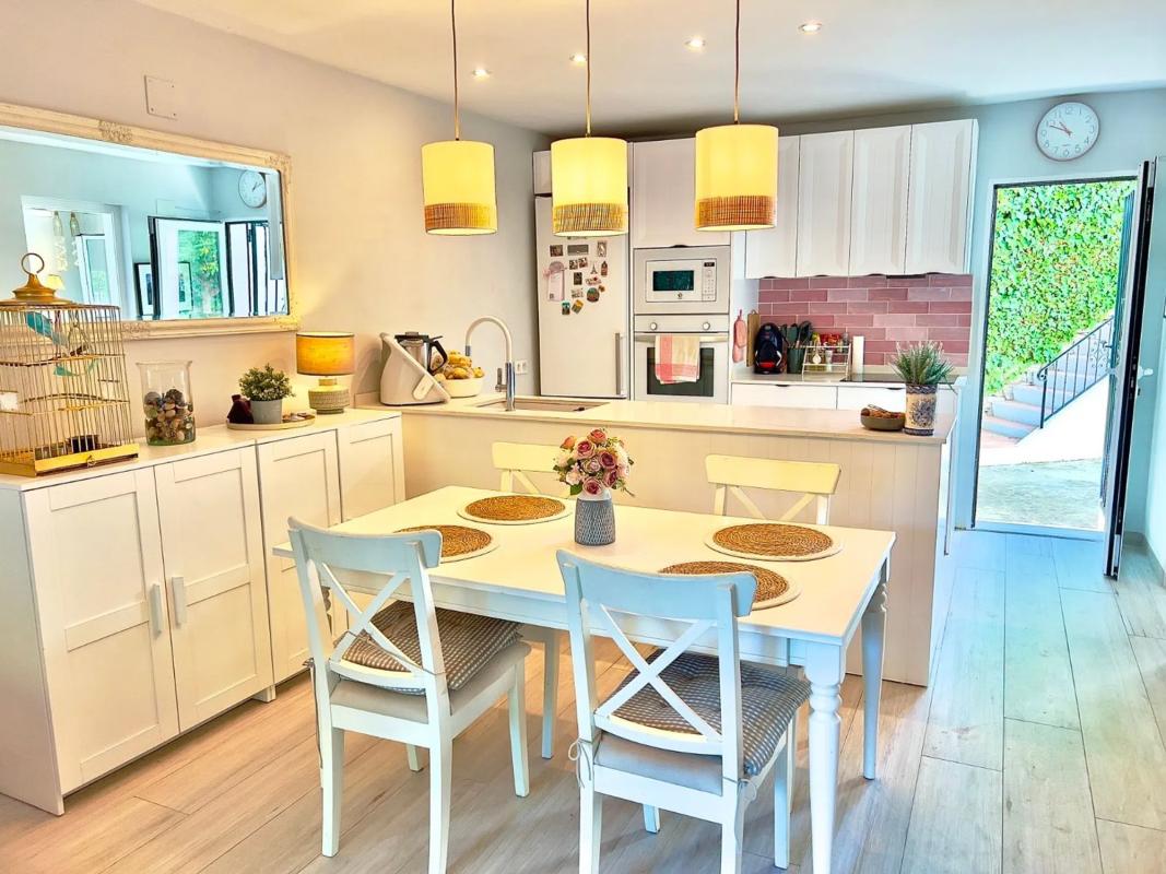 Sale of apartment in Pinar de Advocat-Cometa, Moraira
 photo 2