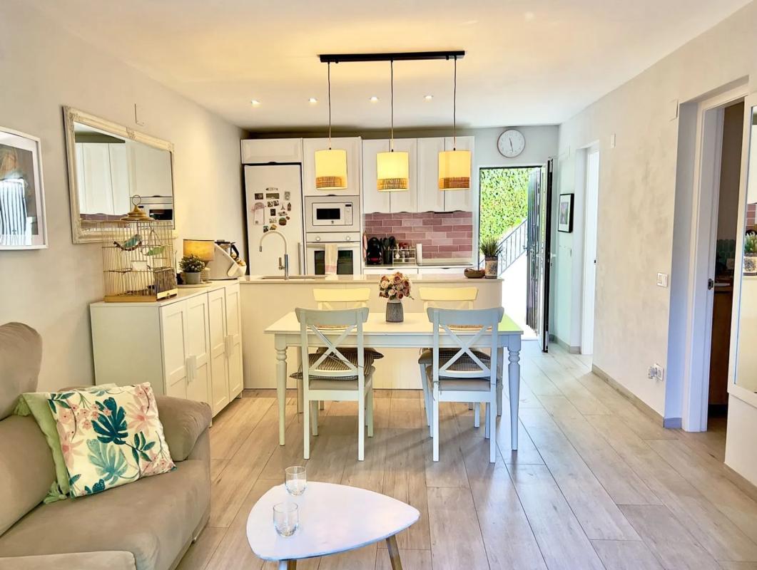 Sale of apartment in Pinar de Advocat-Cometa, Moraira
 photo 5