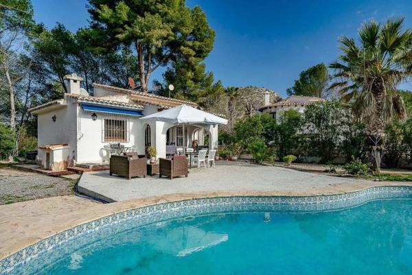 Chalet independiente en venta en El Portet-Pla del Mar, Moraira
thumbnail 1