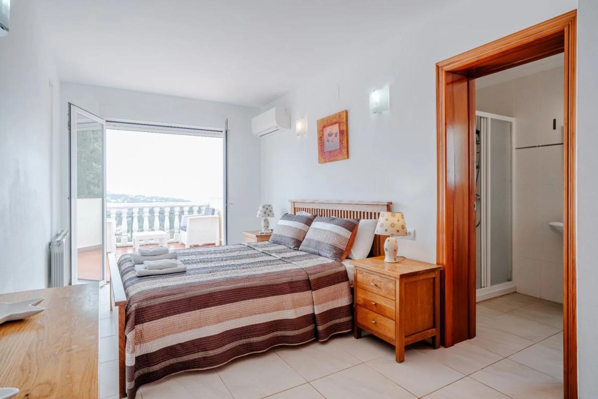 Sale of independent chalet in Calle Móstoles, Moraira
 photo 4