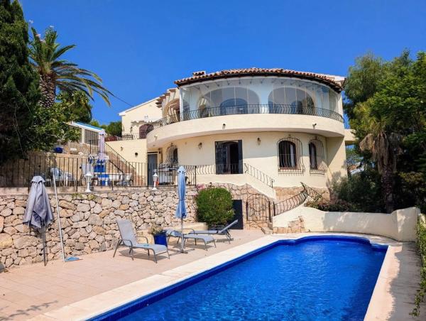 Chalet independiente en venta en Benimeit-Tabaira, Moraira
photo 1