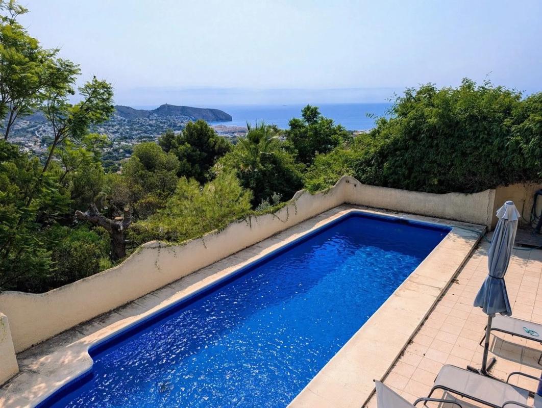 Sale of independent chalet in Benimeit-Tabaira, Moraira
 photo 2