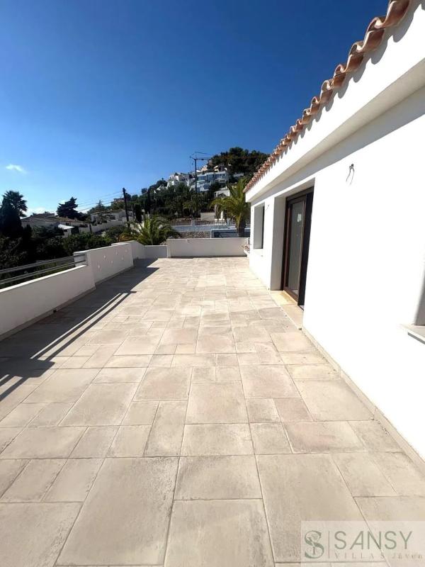 Sprzedaż niezależnego domku jednorodzinnego w Paichi, Moraira photo 4