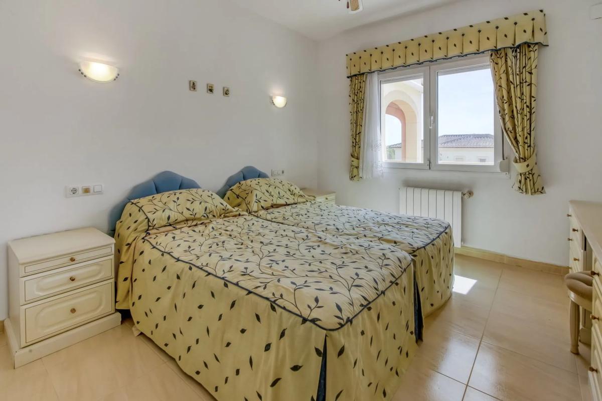 Sprzedaż niezależnego domku jednorodzinnego w Pinar de Advocat-Cometa, Moraira photo 1