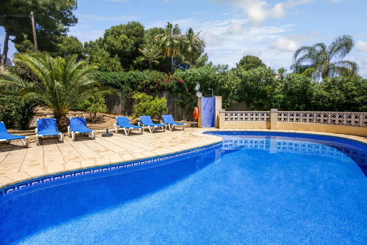 Sale of independent chalet in Benimeit-Tabaira, Moraira
 photo 2