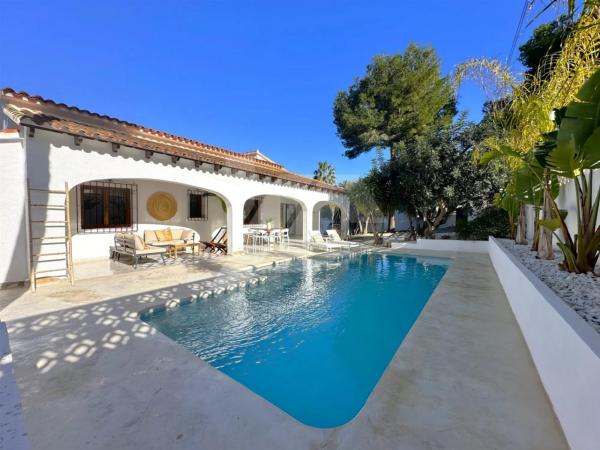 Chalet independiente en venta en Moravit-Cap Blanc, Moraira
 photo 1