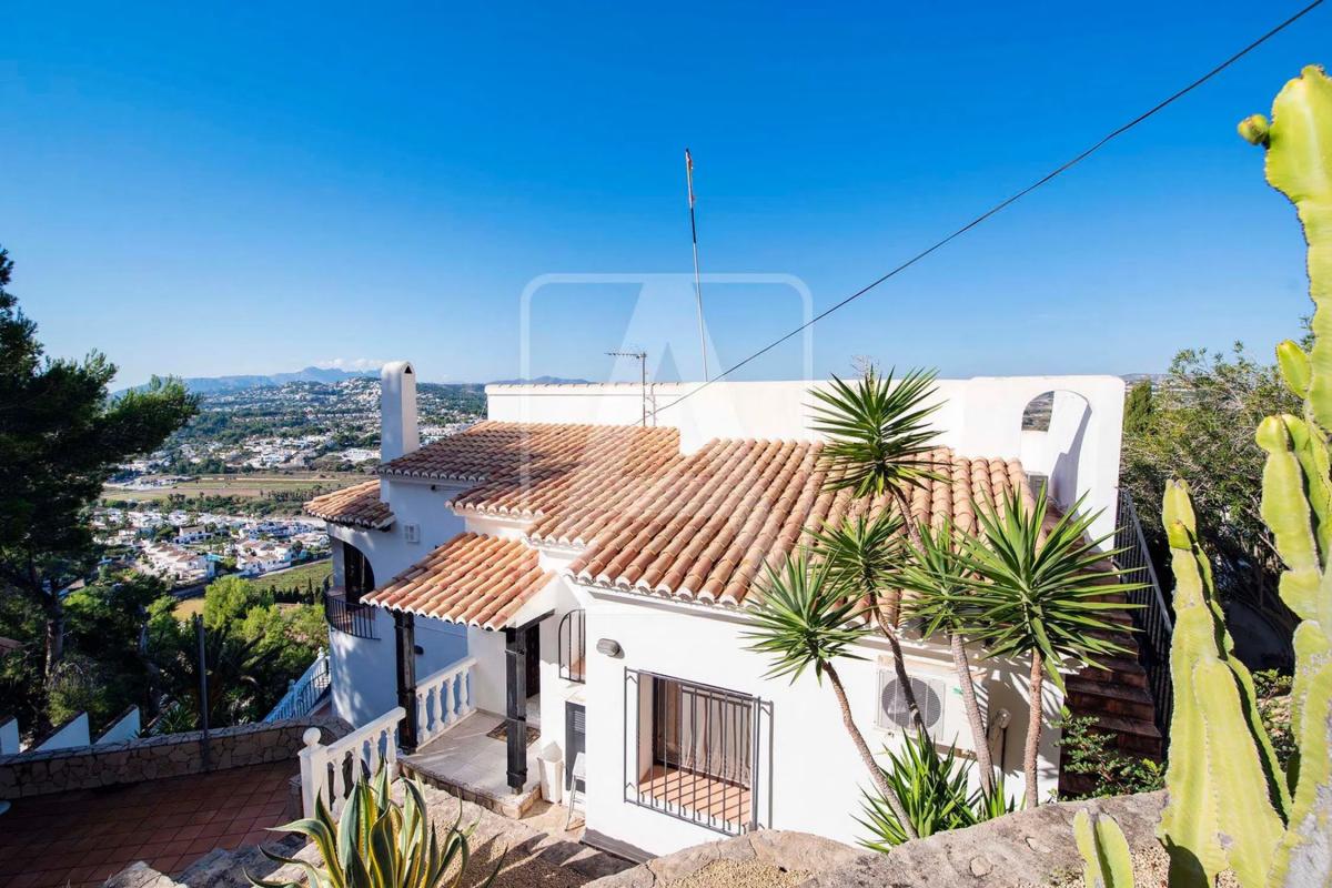 Sprzedaż niezależnego domku jednorodzinnego w Paichi, Moraira photo 4