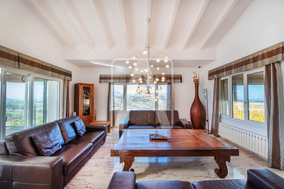 Venta de chalet independiente en Paichi, Moraira
photo 1