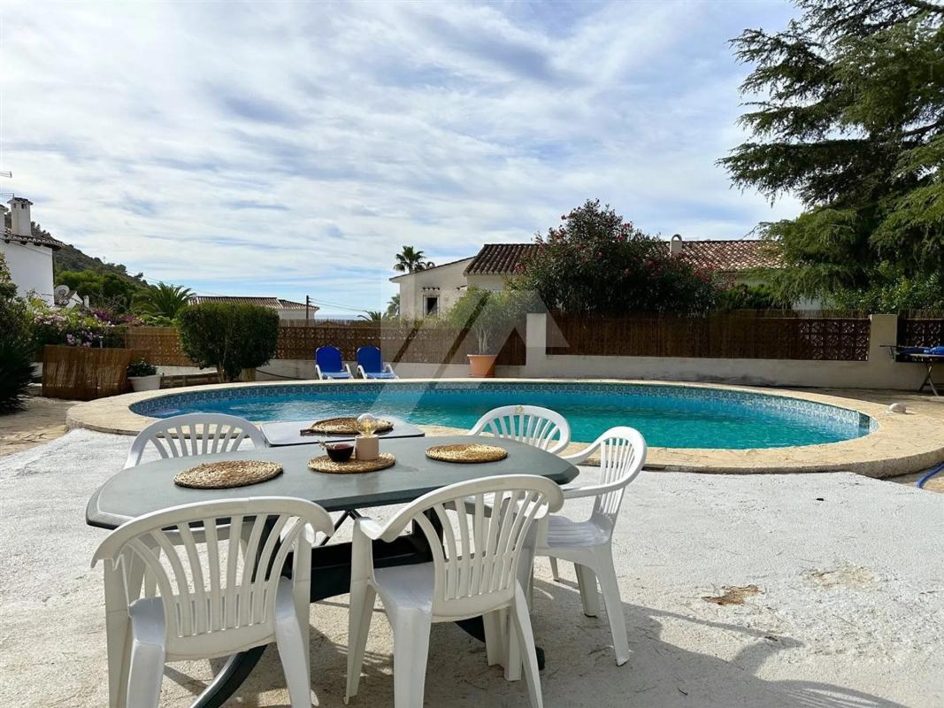 Sale of independent chalet in Paichi, Moraira
photo 2