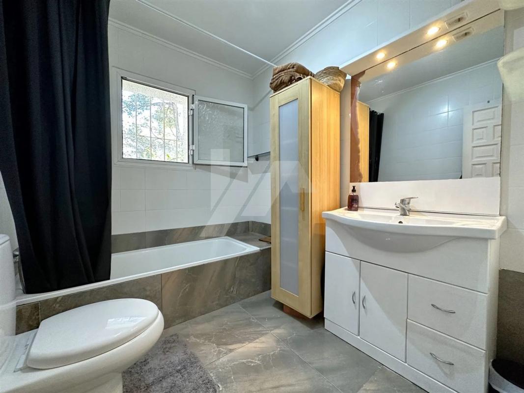 Sale of independent chalet in Paichi, Moraira
photo 4