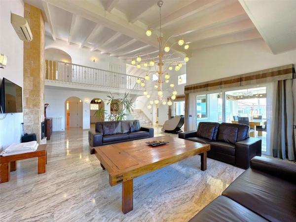 Chalet independiente en venta en Paichi, Moraira
 photo 1