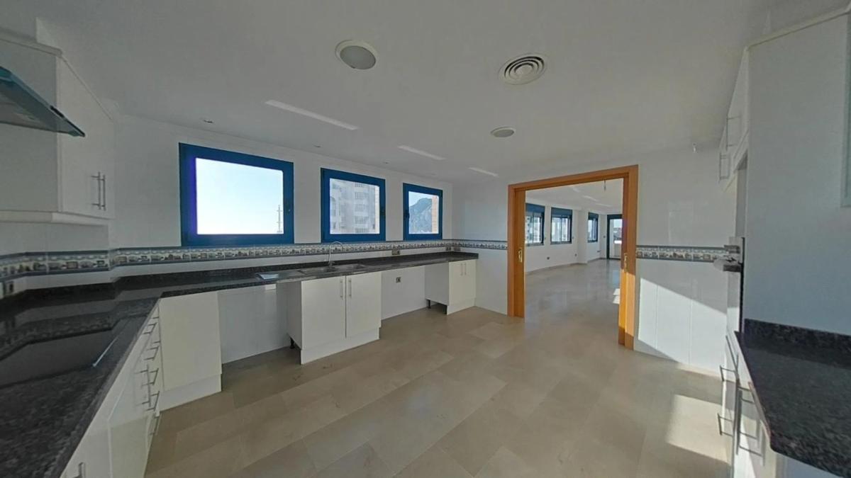 Venta de piso en Avenida Rosa de los Vientos, Calpe
photo 2