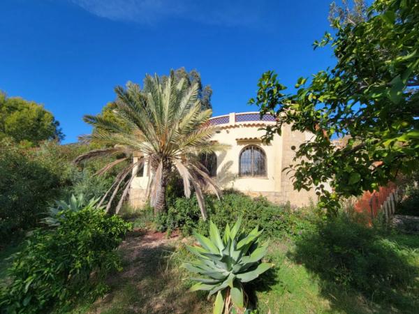 Chalet independiente en venta en Canuta, Calpe
photo 1