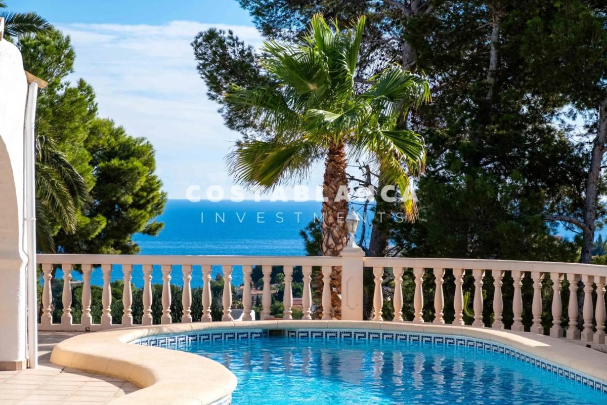 Sale of independent chalet in Urbanización Canuta, Calpe
photo 4