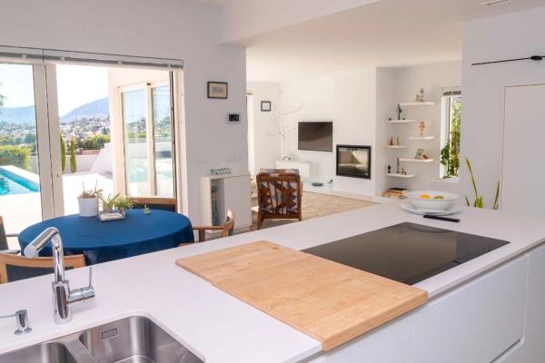Chalet wolnostojący na sprzedaż w  Partida Garduix, Kalpe photo 1