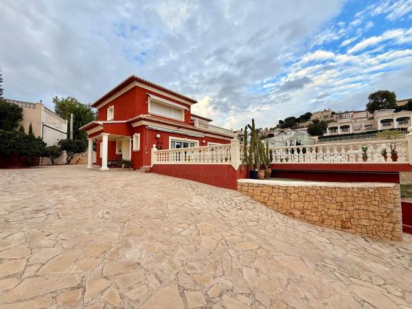 Independent chalet for sale in UR CANUTA 2, Calpe
 photo 1