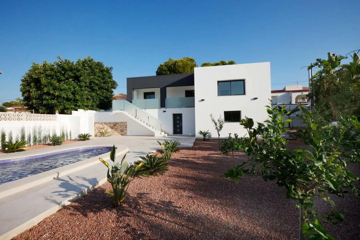 Sale of independent chalet in Cometa-Carrió, Calpe
 photo 4