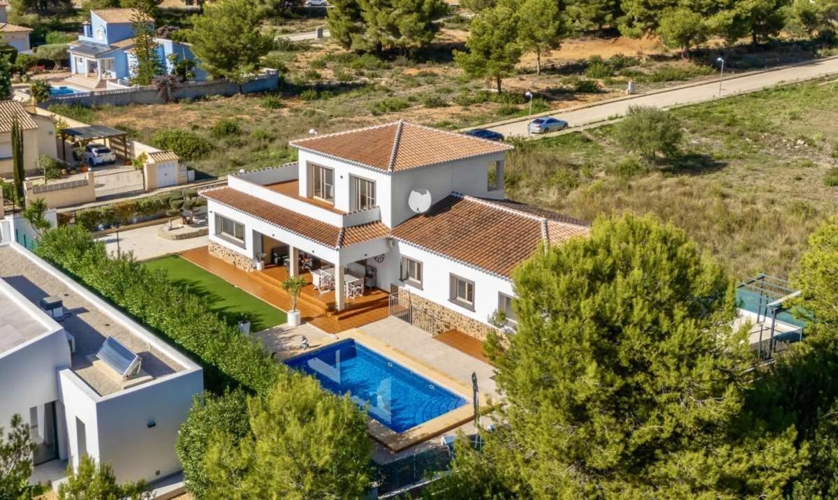 Sale of independent chalet in Cometa-Carrió, Calpe
photo 1