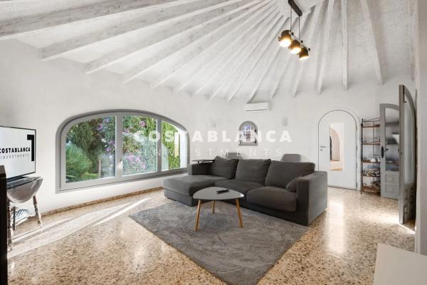 Chalet wolnostojący na sprzedaż w  Partida Maryvilla, Kalpe photo 1